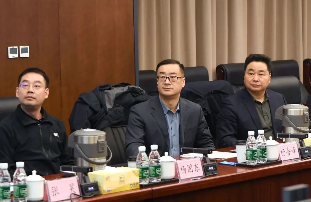 杨鲁峰到中国航发动力所、黎明调研